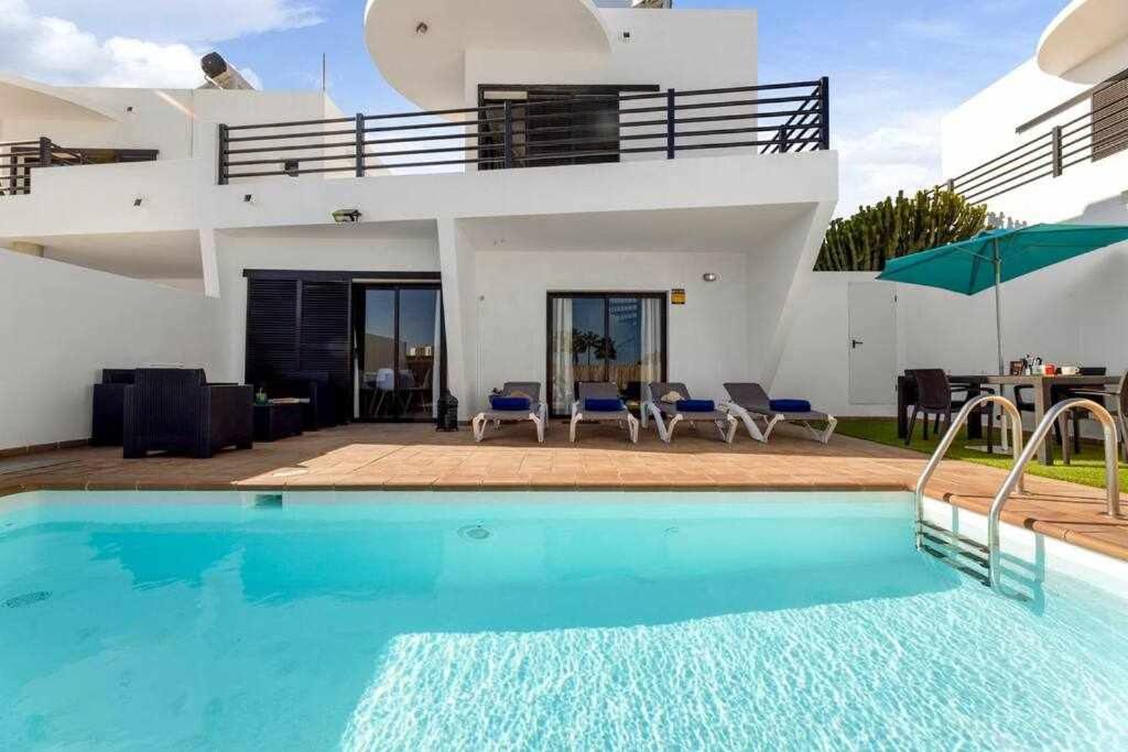 Villa Ramimedi 4 Tías Extérieur photo